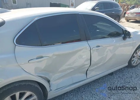 2023 Toyota Camry Le z USA, uszkodzony, nr VIN 4T1R11AKXPU181357